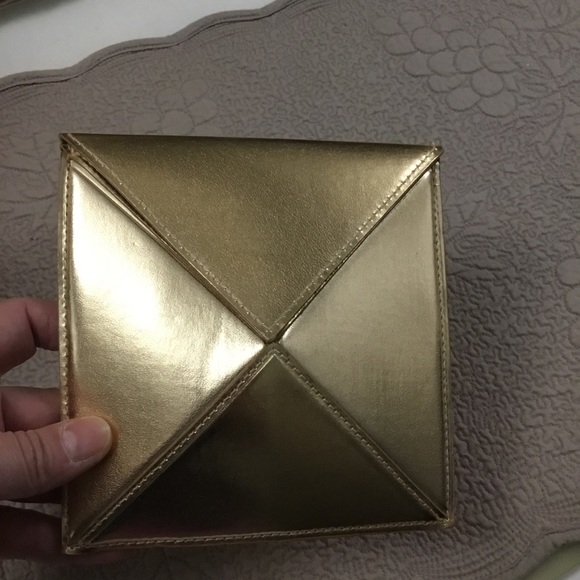 Thierry Mugler ALIEN bundle for the senses with Golden Clutch Bag - Picture 7 of 13